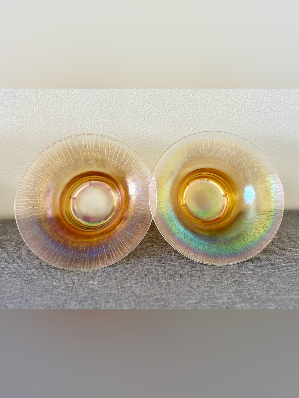 vintage marigold iridescent stretch glass bowls - set of 2 - Picture 2 of 8